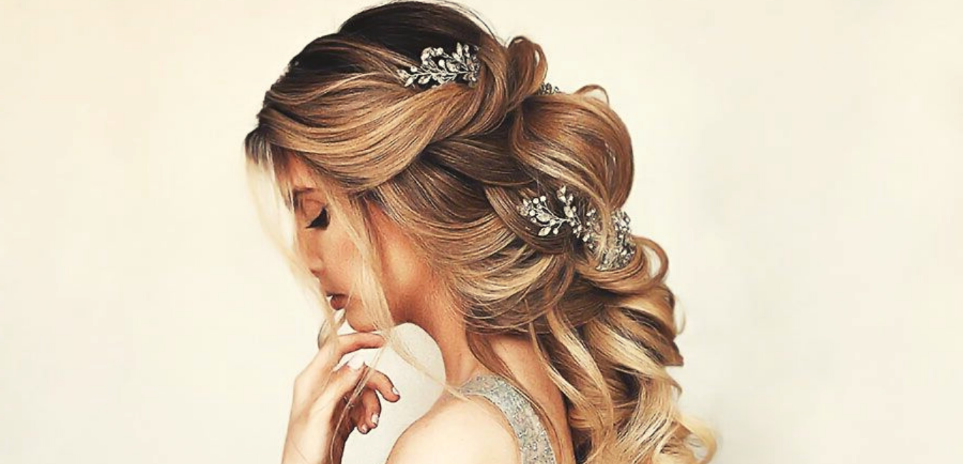 19 Stylish & Elegant Hairstyle Ideas for Prom